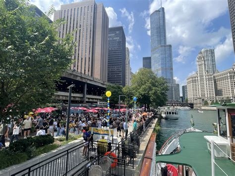 Video and photos of the 2025 Chicago Ducky Derby to benefit Special ...
