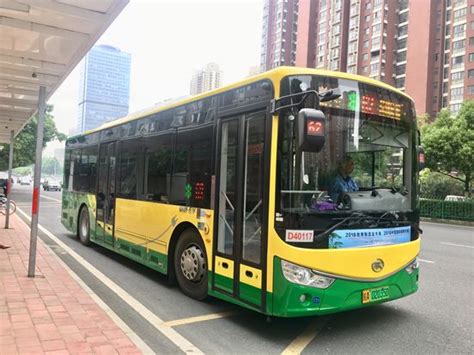 “子弹头”造型BRT公交车亮相合肥 ，下月有望上路|中国化学与物理电源行业协会