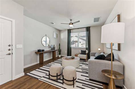 Residents | Cottages at Lindsey Place | Anna TX