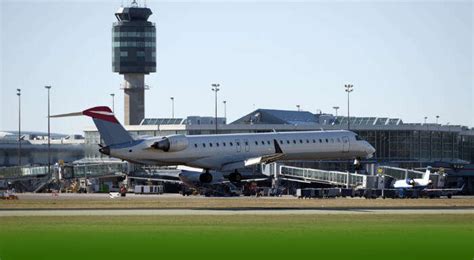 Airports In Vancouver: 7 Transport Hubs That Captivates Travelers