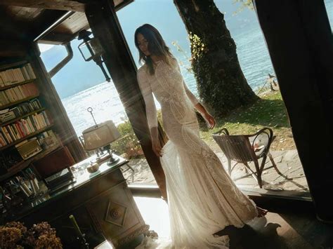 Winter wedding dresses: Romantic gowns for nippy nuptials