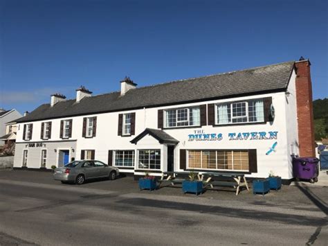 THE DUNES BAR & ACCOMMODATION (Strandhill) - Guesthouse Reviews ...