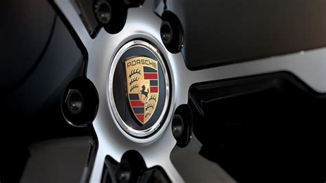 Learning, qualification, and development at Porsche | Porsche International