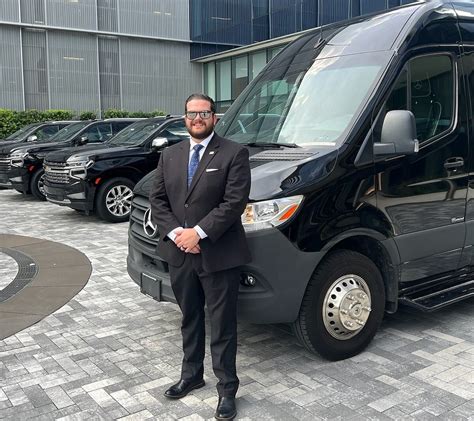 JACKSONVILLE BLACK CAR LIMO SERVICE - JAX AIRPORT CAR SERVICE (2026 ...