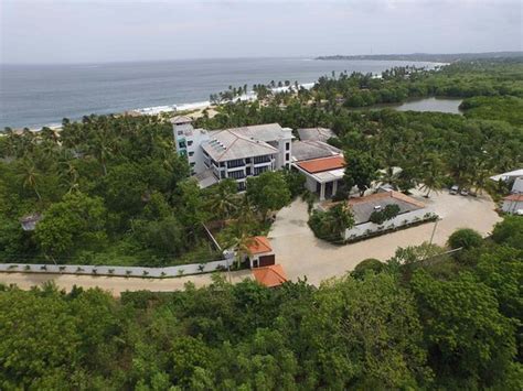 LAGOON PARADISE BEACH RESORT (Tangalle) - Resort Reviews, Photos, Rate ...