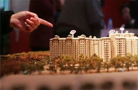 天津出台楼市新政：二套首付可降至四成，外地户籍半年社保能买房|界面新闻 · 地产