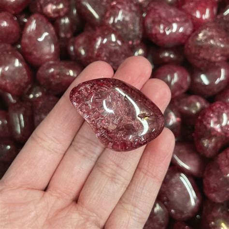 Red Crackled Quartz Tumbled – Alternative Distribution