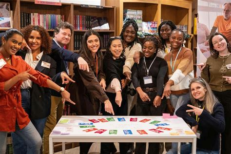 Découvrez la nouvelle Fresque de lEngagement Durable x Les Canaux , La ...