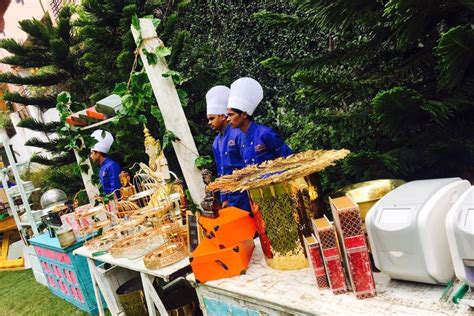 Le Chaat Factory - Caterer - HUDA City Centre - Sector 29 - Weddingwire.in