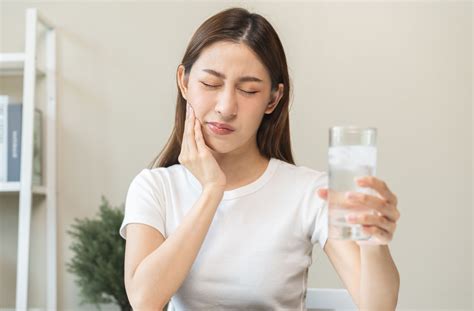 Tooth Sensitivity to Cold: What Are the Causes & Treatments?