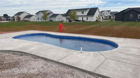 Swimming Pool 的图像结果