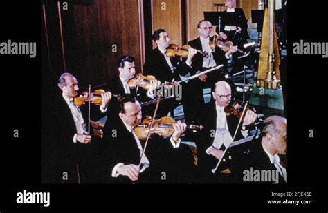 String Section Orchestra 的图像结果