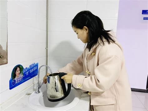 “流动厨房”省钱省时 如何让流水席更卫生更健康？-新闻中心-荆州新闻网