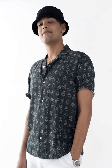 Diversity Shirt – Sketch