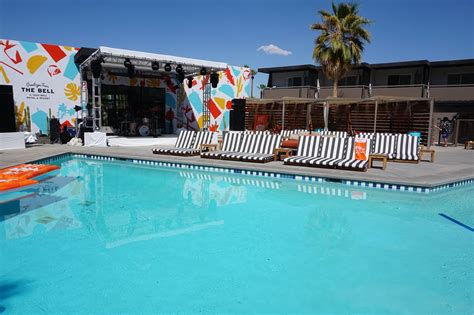 We Stayed At The Taco Bell Hotel And Here's Everything You Need To Know