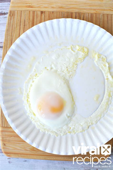 Microwave Fried Egg (No Dirty Dishes!) TikTok | Viral Recipes