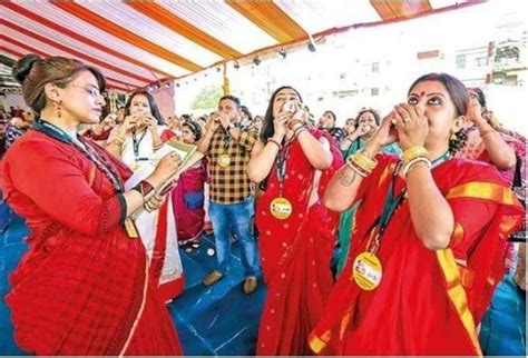 ଗୁରୁଗ୍ରାମ ଦୁର୍ଗା ପୂଜା ପେଣ୍ଡାଲରେ ୪୩୪ଜଣ ଭକ୍ତ ଶଙ୍ଖ ବଜାଇ ସୃଷ୍ଟି କଲେ ବିଶ୍ୱ ...