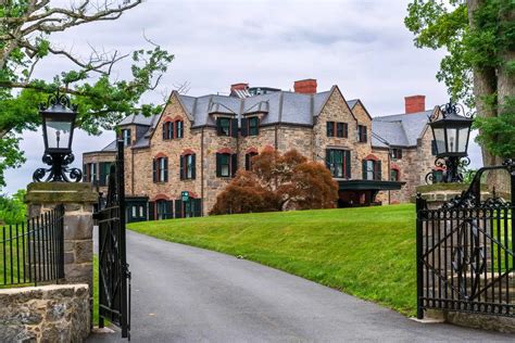 Protecting Luxury Properties: A Guide to High-Value Home Insurance ...