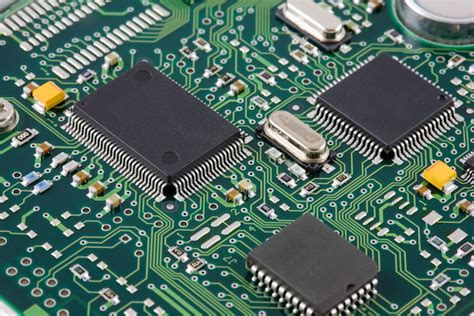 Rezultat imagine pentru Testing Circuit Board Components