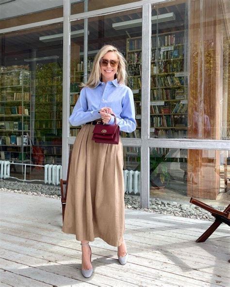 Business-Casual 女生 的图像结果