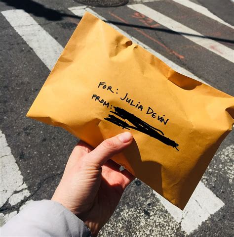 I Lost My Wallet 3 Times in 3 Months in NYC. Here’s How I Always Got It ...