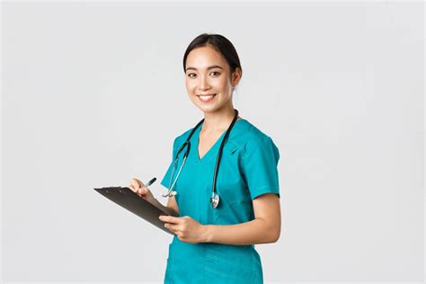 CT Nursing License Renewal: 3 Steps | IntelyCare