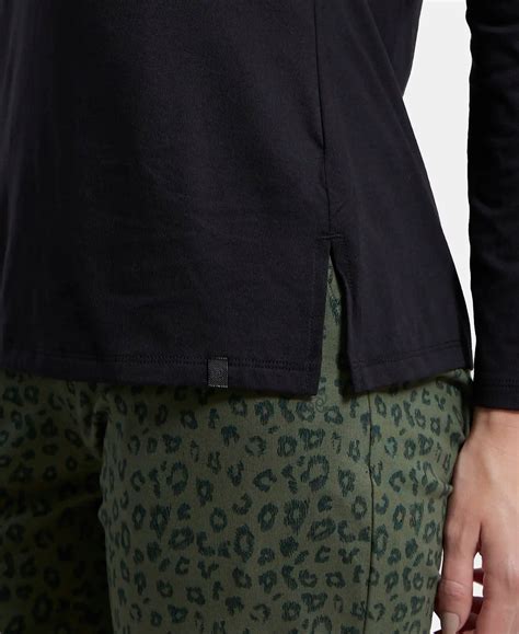 Buy Super Combed Cotton Rich Relaxed Fit Solid Round Neck Full Sleeve T ...