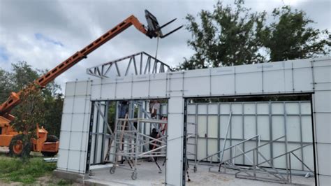 Hurricane-Resistant House Building in Florida %%page%% %%sep%% %%sitename%%