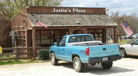 JUSTIN'S PLACE, Thomaston - Restaurant Reviews, Phone Number & Photos ...