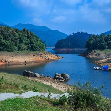 Witness The Mysterious Beauty Of The Pancake Rocks In New Zealand