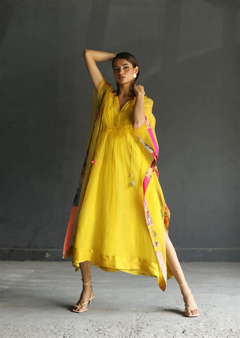 Where Can I Find High-Quality Kaftan Dresses Online? – Raji Ramniq