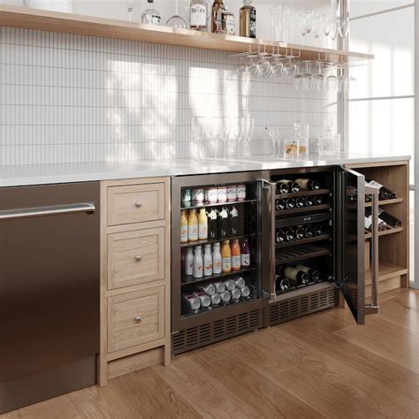 ZLINE KITCHEN & BATH 23.44-in W 154-Can Capacity Monument Stainless ...