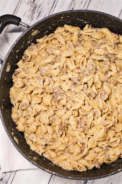 Ground Beef Alfredo is a creamy pasta recipe loaded with hamburger meat ...