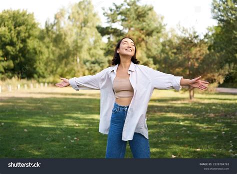 Happy 的图像结果