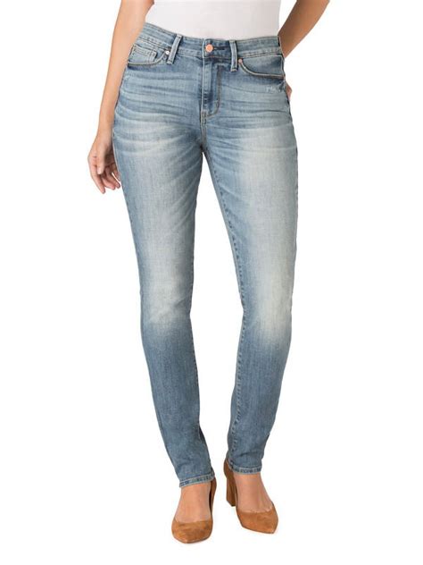 Signature by Levi Strauss & Co. Women