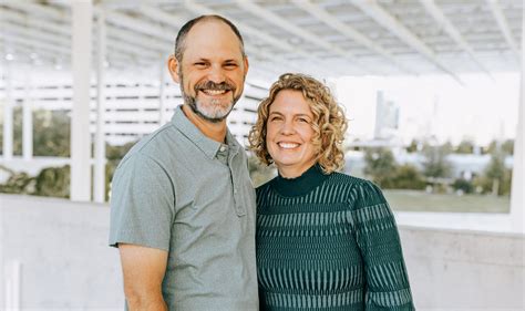 Dunkin' Franchise Review 2022 | Costs, Profits and Comparisons