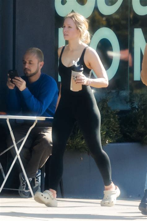 Kristen Bell Workout : r/HotKristenBell