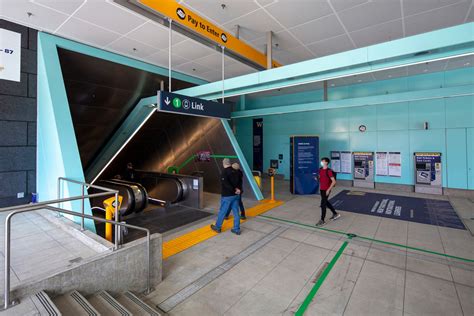 A vibrant station with public art and sustainable design. U District ...