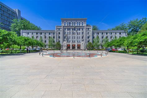 北京理工大学教学楼高清图片下载-正版图片501321256-摄图网