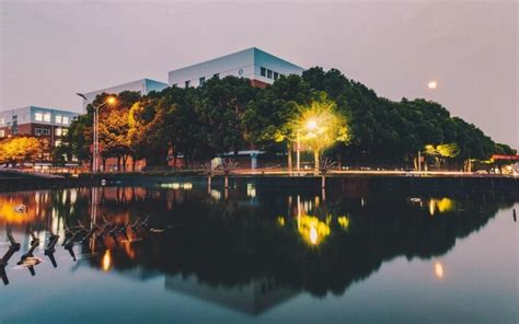 粤科网-华南理工大学举行2020届“云”毕业典礼暨学位授予仪式