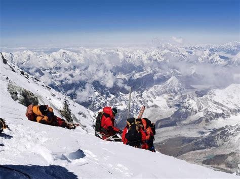 Truth Behind Terrifying Noises At Mount Everest At Night