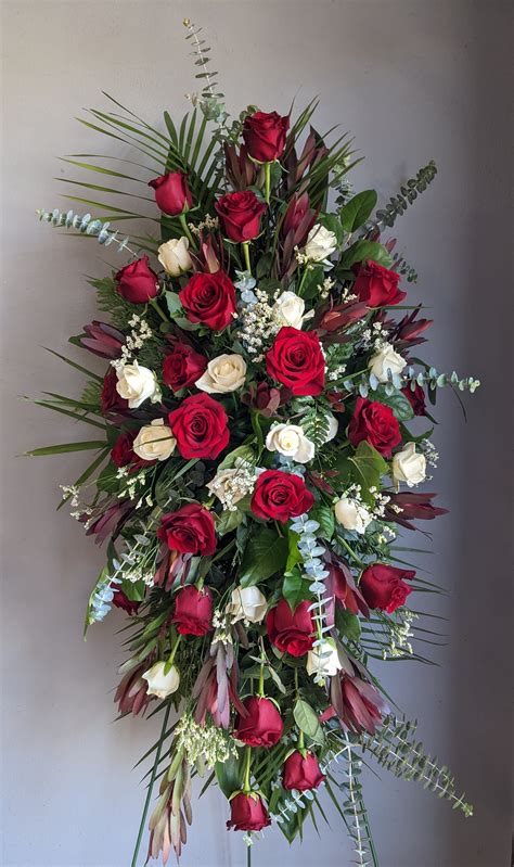 FUNERAL STANDING SPRAY - Rose Elegance 35 in Orange, CA | The Dizzy Daisy