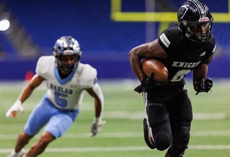 Steele football notches 48-27 playoff win over Harlan