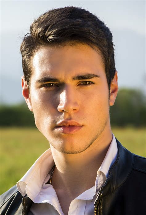 25 Classic Scissor-Cut Hairstyles for Men | Haircut Inspiration