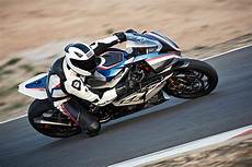 Bmw Hp4 Race Picture by Behold The New 2017 Bmw Hp4 Race Autoevolution Bmw Hp4 Race Picture
