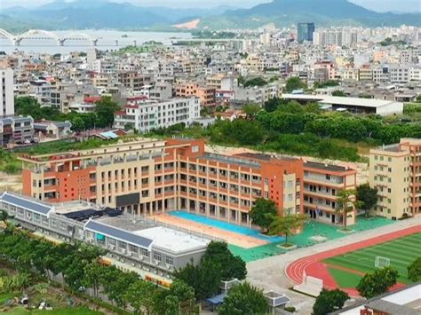 广东广雅中学博雅国际班2023年学费标准