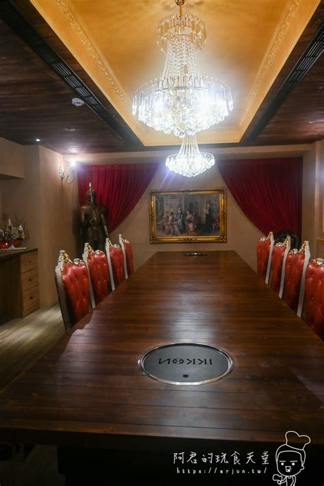 台中南屯 IKKON和牛會所：頂級和牛燒肉，奢華巴洛克古堡風餐酒館 – 阿君的玩食天堂