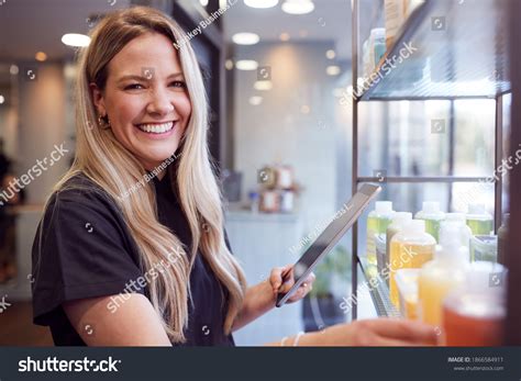 Female Business Owner 的图像结果