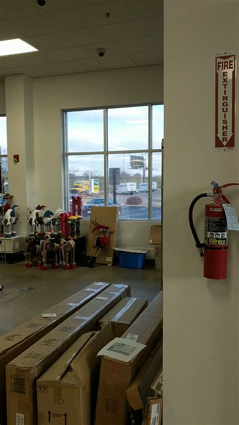 GOODWILL DUBUQUE - 2121 Holliday Dr, Dubuque IA - Hours, Directions ...