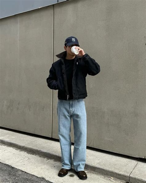 Light Wash Jeans Outfits: Men's Style Inspiration and Shopping Picks ...